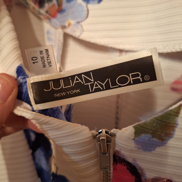 Julian Taylor NY Colorful Floral Dopamine Dress Ladies 10 Romantic Shabby - Picture 4 of 7